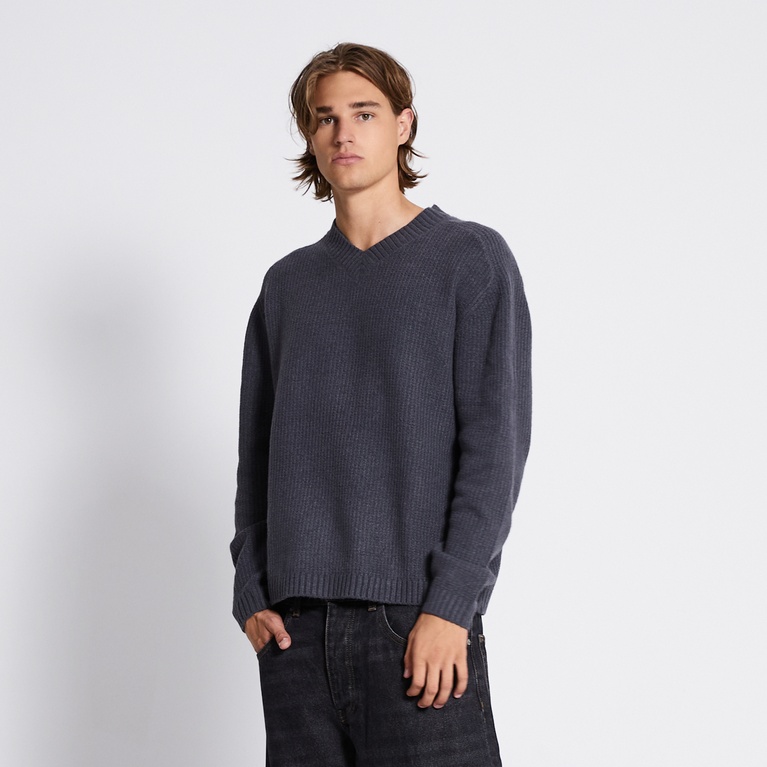 V-neck knit sweater "Manne"